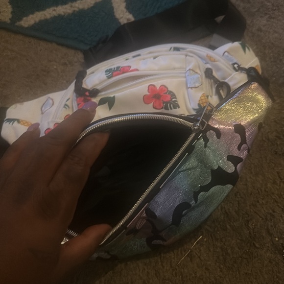 Fannypacks bundle - Picture 3 of 6